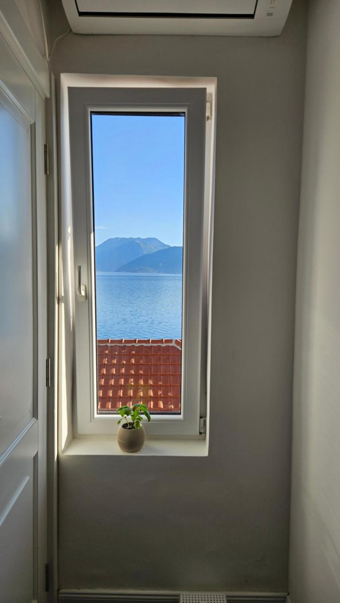 Apartament La Casa Di Sonja Tivat Zewnętrze zdjęcie